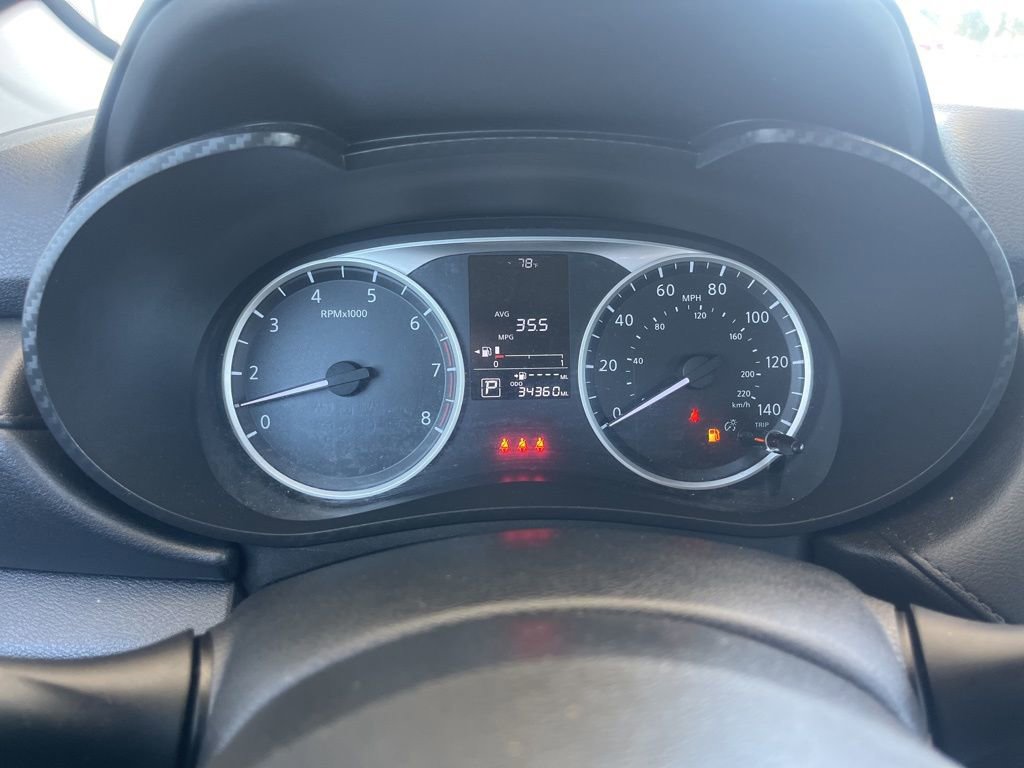 Used 2024 Nissan Versa S w/ Trunk Package image 12