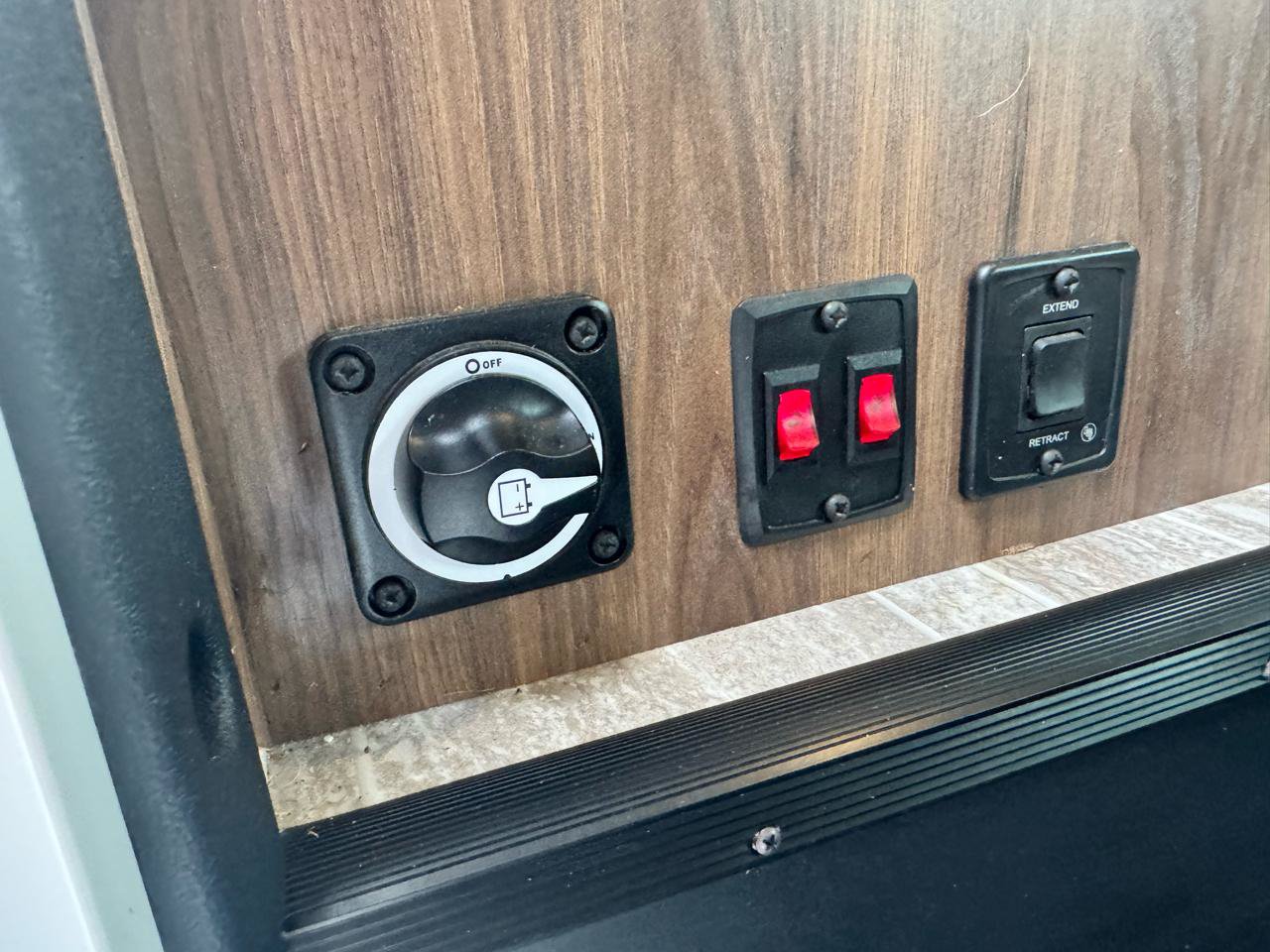 Used 2019 Chevrolet Express 4500 w/ RV Package RWD image 19