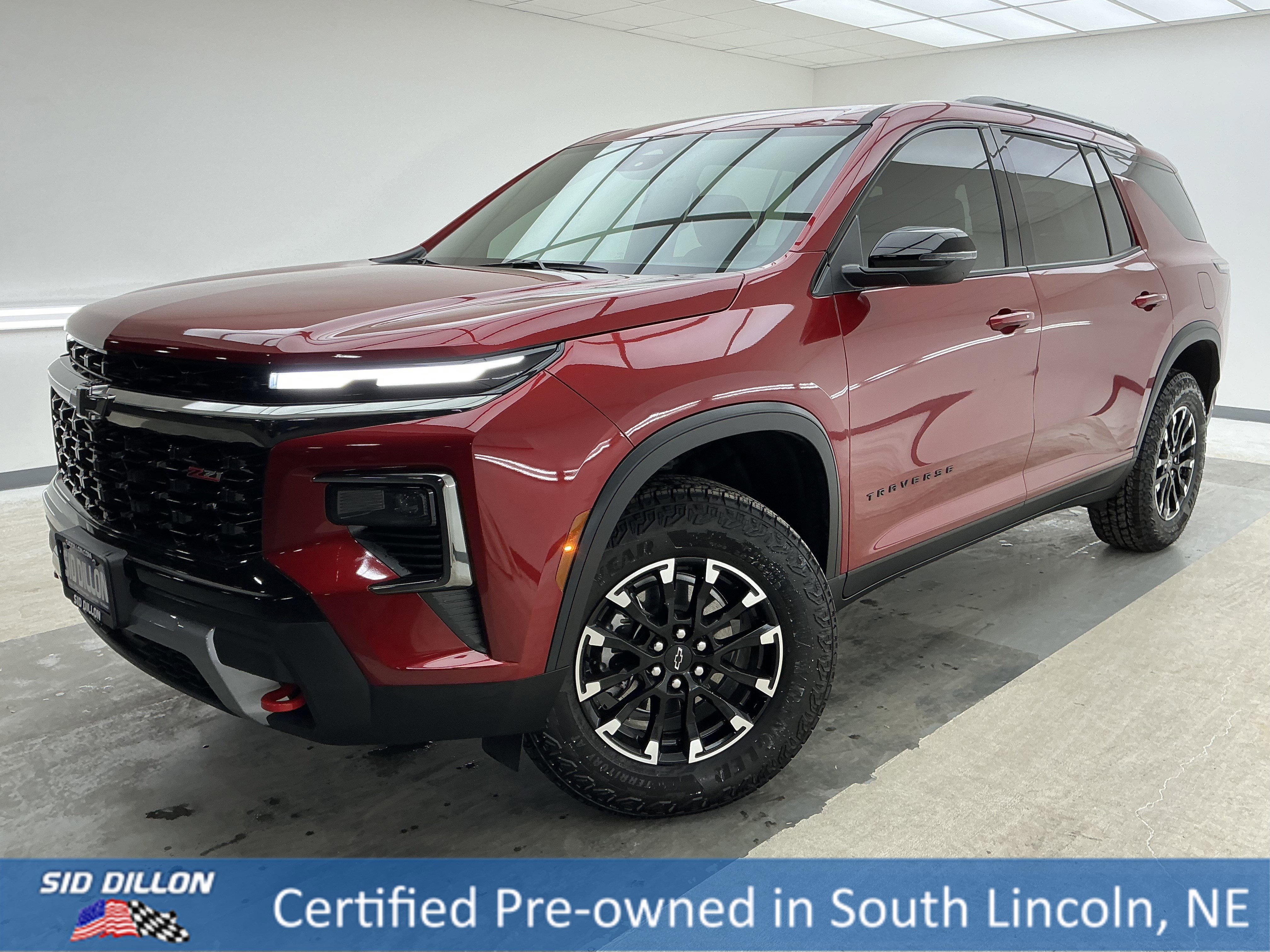 Used 2025 Chevrolet Traverse Z71