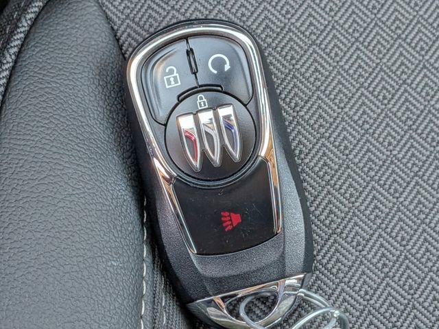 Used 2024 Buick Encore GX Preferred w/ Comfort Package FWD image 31