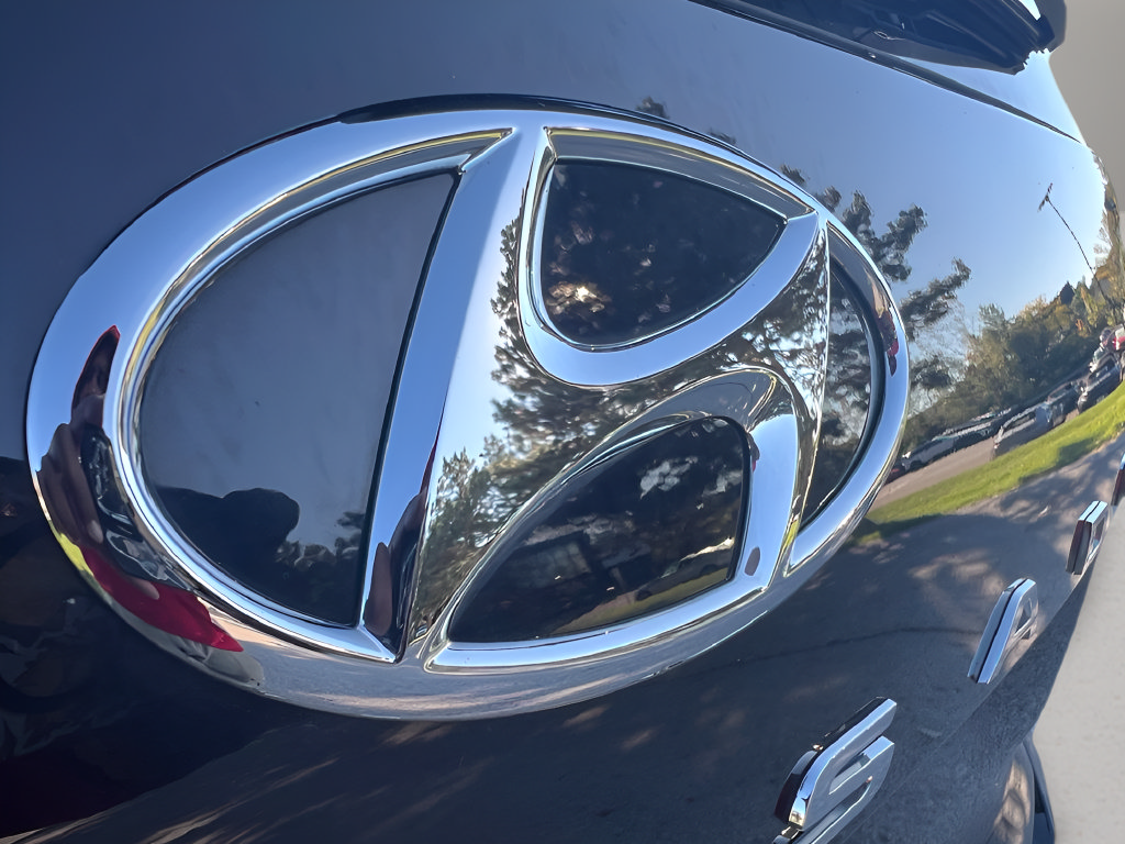 Used 2024 Hyundai Palisade SEL FWD image 37