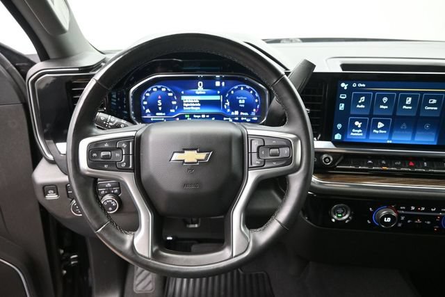 Used 2023 Chevrolet Silverado 1500 LT AWD/4WD image 28