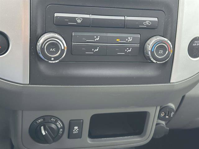 Used 2021 Nissan Frontier SV w/ SV Utility Package image 18