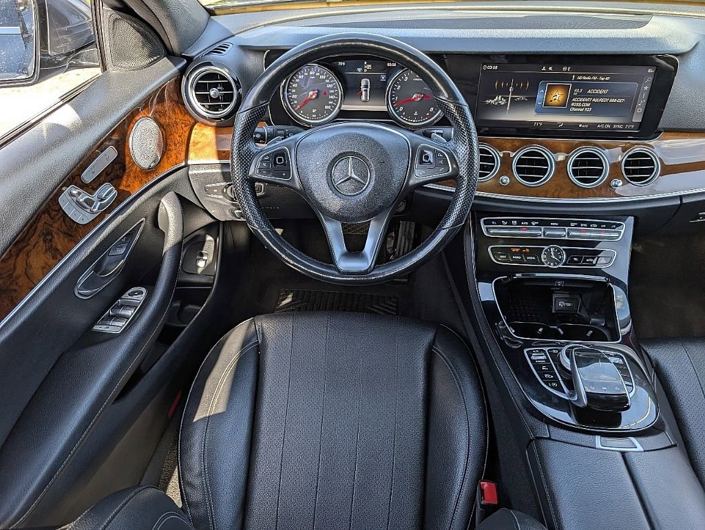 Used 2018 Mercedes-Benz E 400 4MATIC Wagon image 22