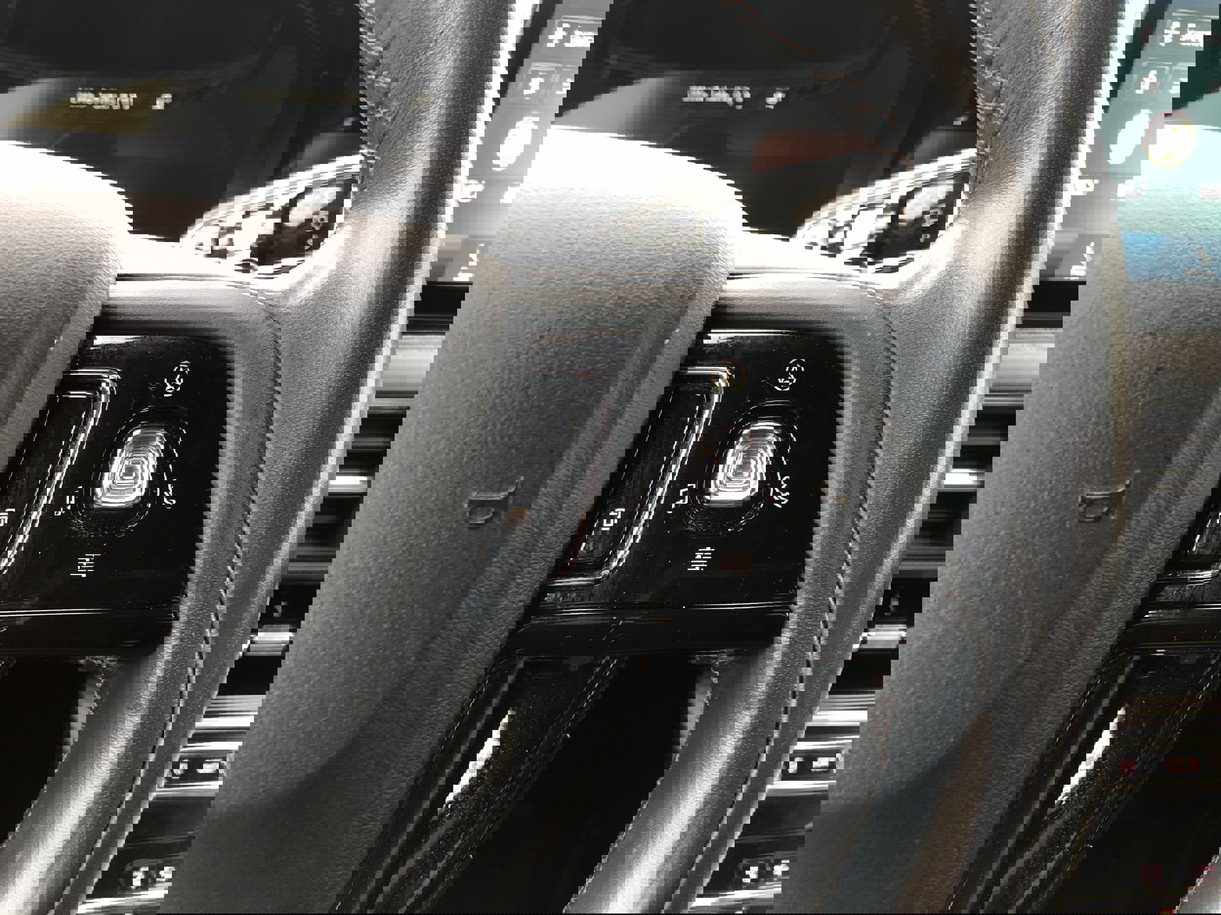 Used 2022 Lincoln Corsair Reserve w/ Elements Package image 17