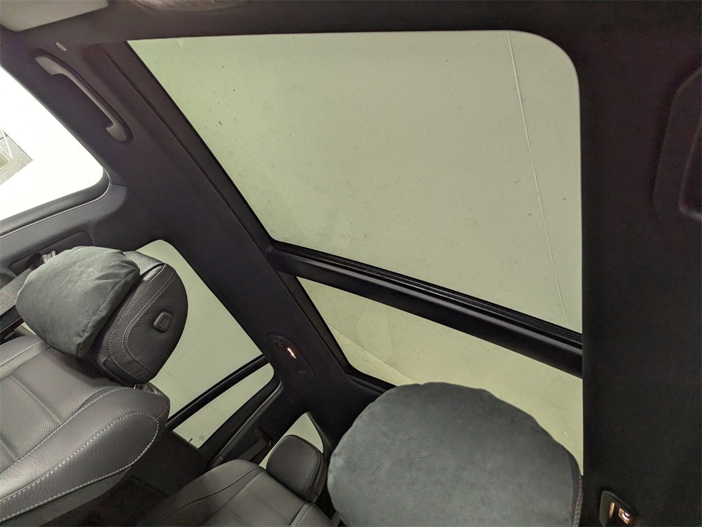 New 2026 Mercedes-Benz GLS 450 4MATIC image 9