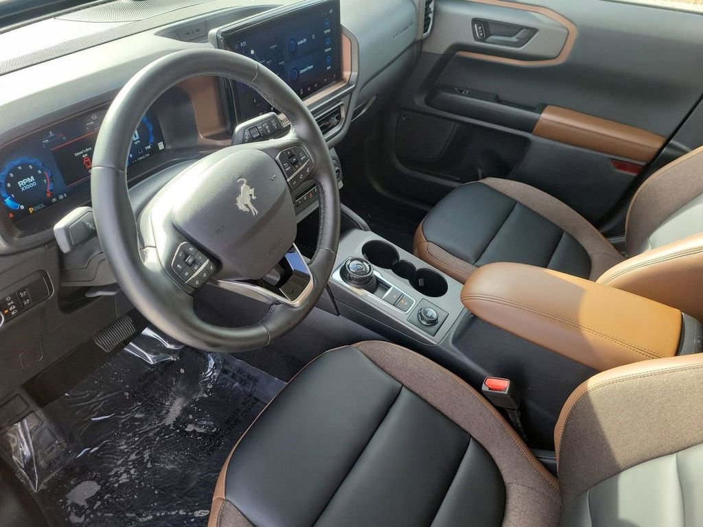 Used 2025 Ford Bronco Sport Outer Banks w/ Outer Banks Tech Package+ image 16