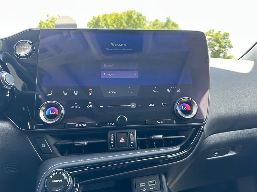 Used 2022 Lexus NX 350h AWD w/ Vision Package image 15