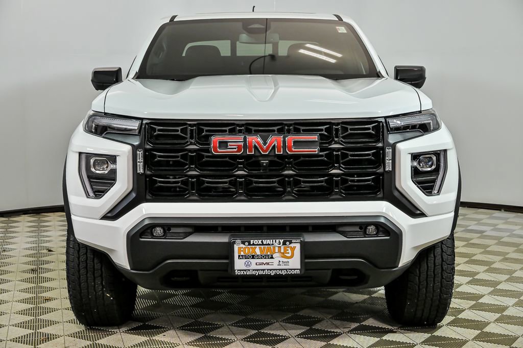 Used 2024 GMC Canyon Elevation w/ Elevation Premium Package AWD/4WD image 4