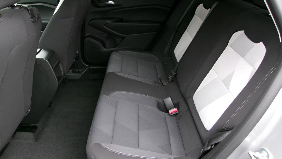 Used 2026 Chevrolet Trax LS w/ Driver Confidence Package FWD image 10