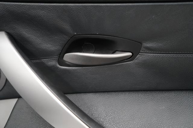 Used 2003 BMW Z4 2.5i image 50