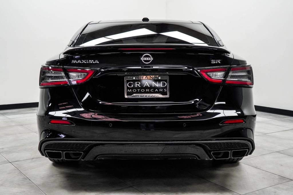 Used 2023 Nissan Maxima SR w/ Sport Mat Group image 9