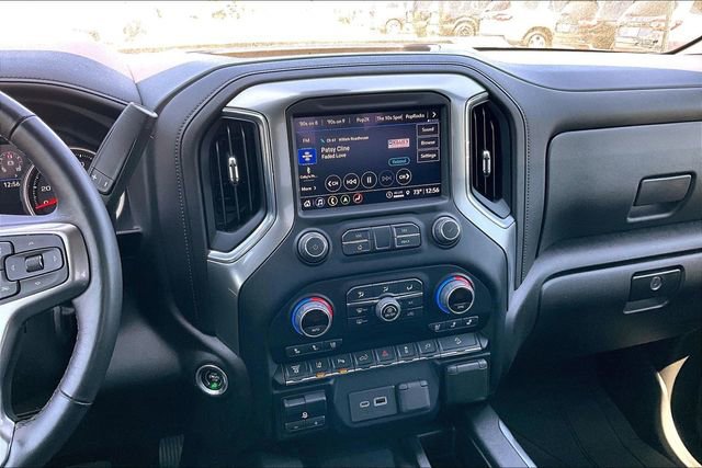 Used 2022 Chevrolet Silverado 2500 LTZ w/ LTZ Plus Package image 9