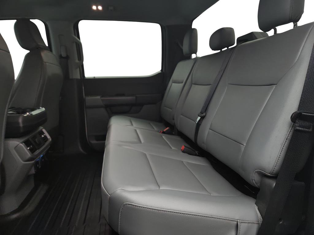 Used 2022 Ford F150 Lightning Pro image 27