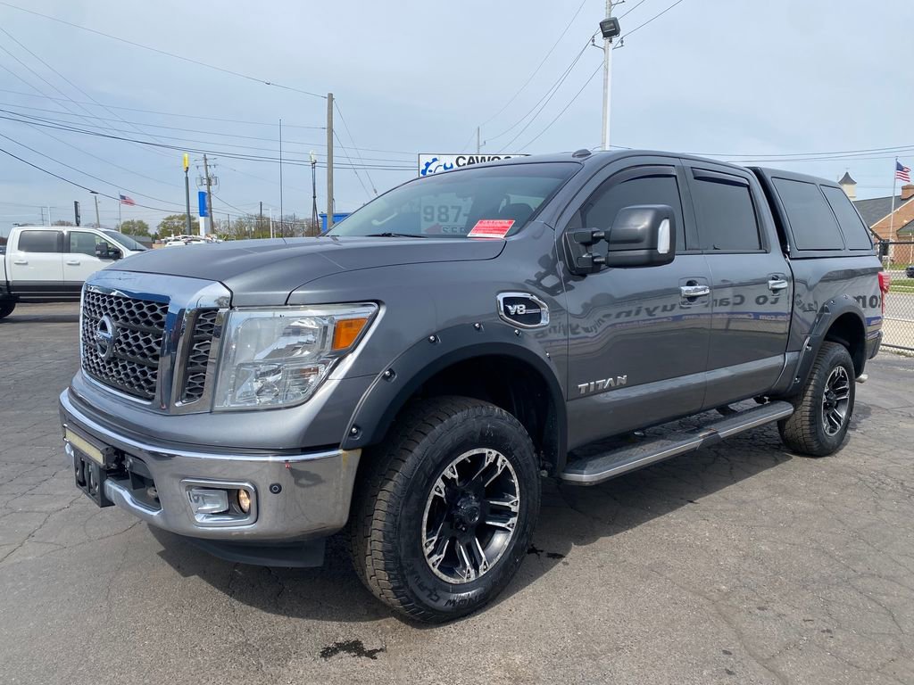 Used 2017 Nissan Titan SV AWD/4WD image 7