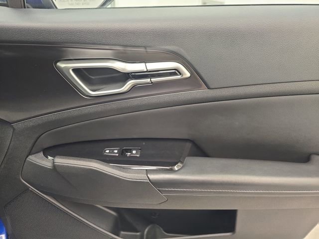 Used 2024 Kia Sportage EX FWD image 11
