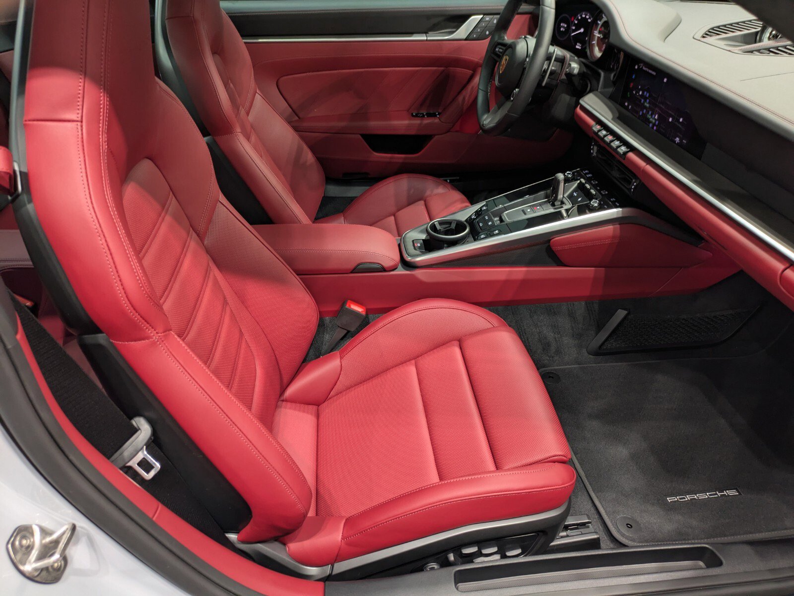 Used 2025 Porsche 911 Turbo S image 22