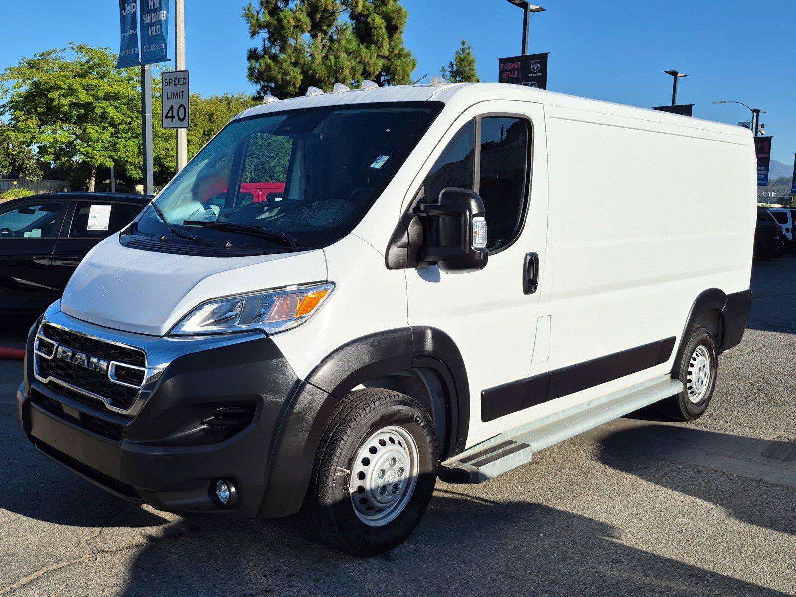 Used 2025 RAM ProMaster 2500 w/ U-Haul Equipment Group FWD image 3