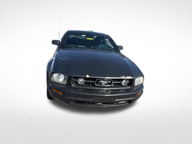 Used 2007 Ford Mustang Deluxe image 9
