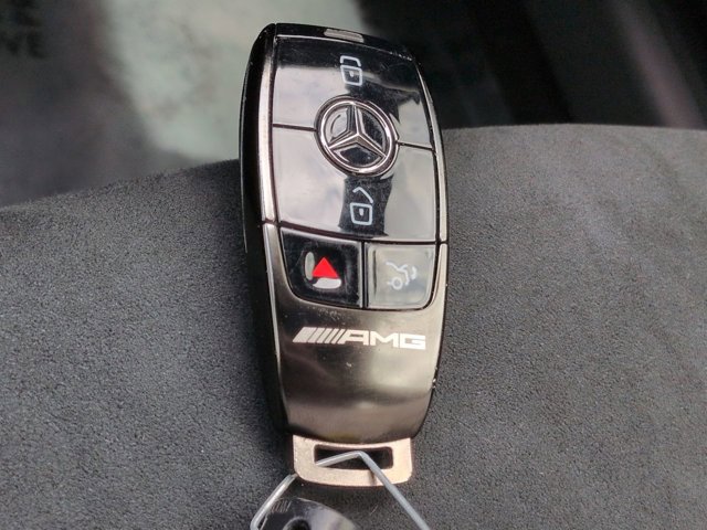 Certified 2024 Mercedes-Benz GLB 35 AMG 4MATIC image 30