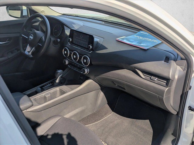 Used 2023 Nissan Sentra S FWD image 19