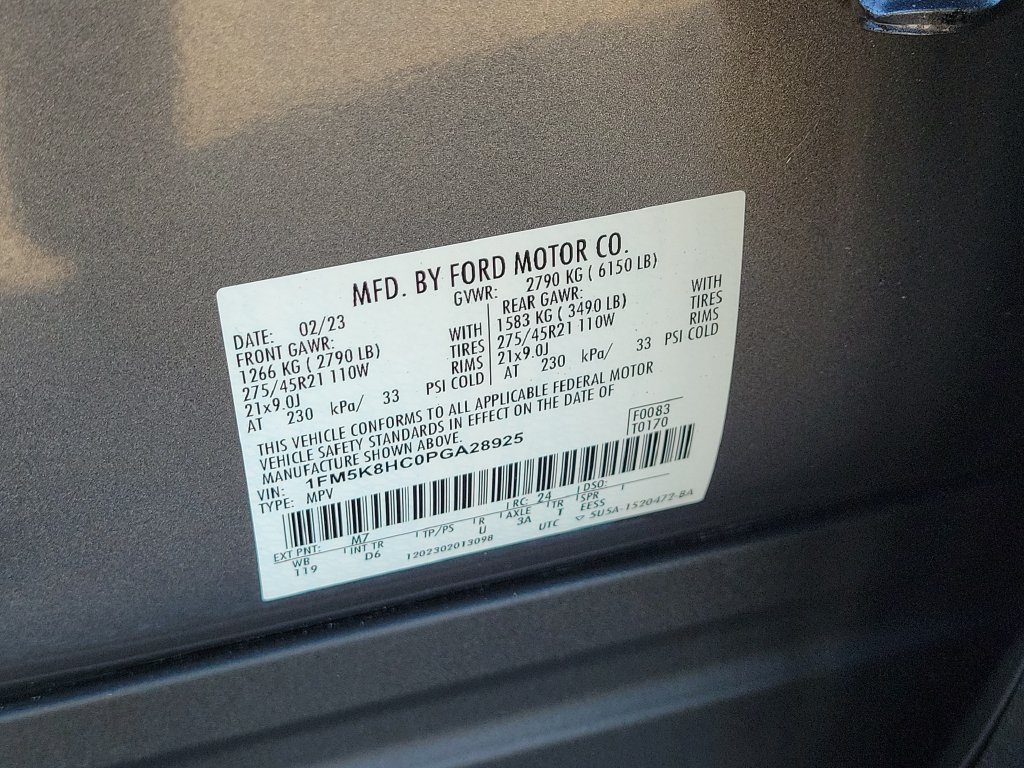 Used 2023 Ford Explorer Platinum w/ Technology Package AWD/4WD image 27