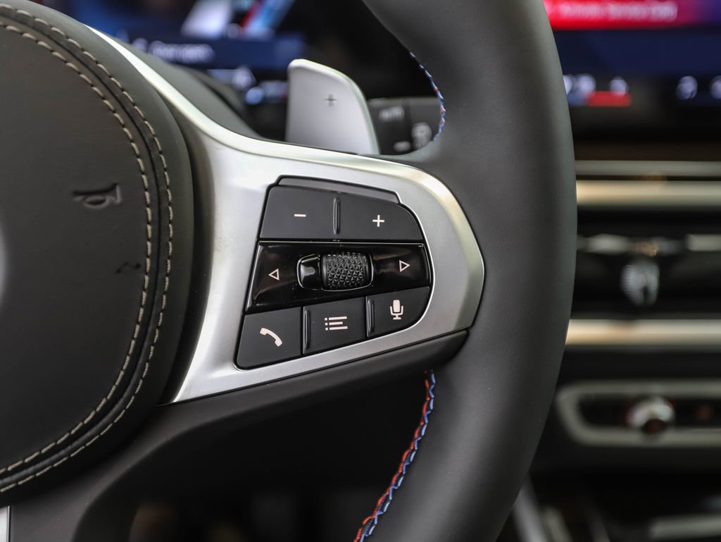 New 2026 BMW X7 M60i image 13