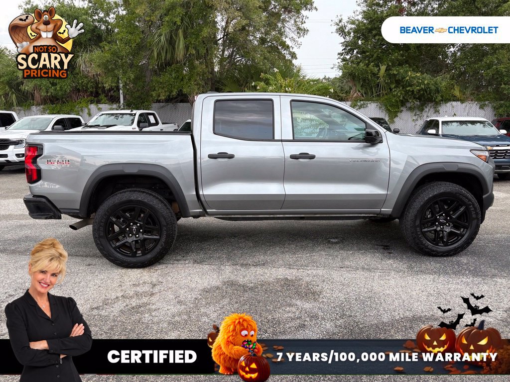 Used 2024 Chevrolet Colorado Trail Boss w/ Technology Package AWD/4WD image 8