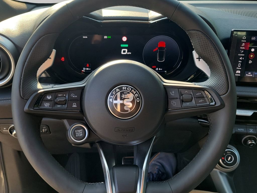Used 2024 Alfa Romeo Tonale Veloce AWD/4WD image 17