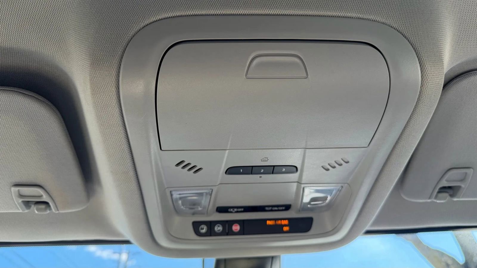 Used 2019 GMC Acadia SLT image 47