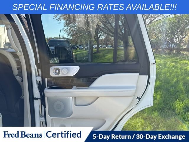Used 2023 Lincoln Navigator Black Label AWD/4WD image 17