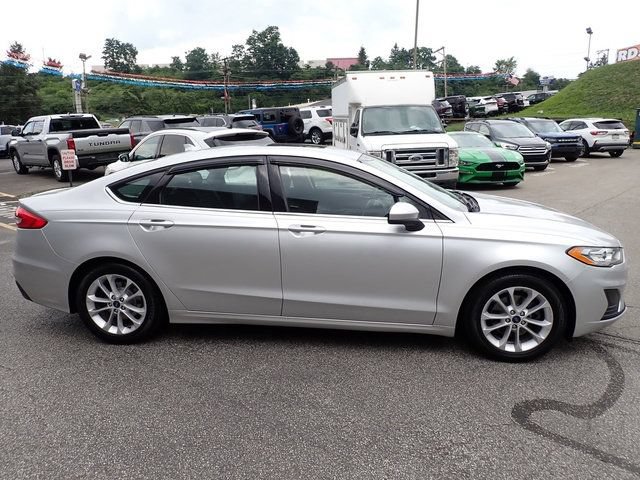 Used 2019 Ford Fusion SE FWD image 9