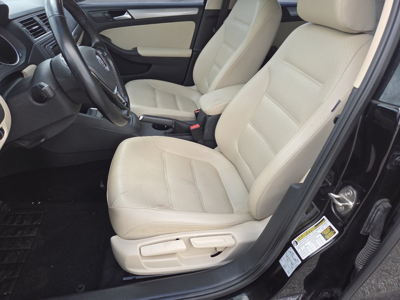 Used 2018 Volkswagen Jetta SE FWD image 22