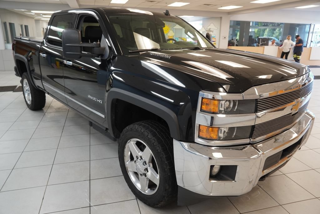 Used 2015 Chevrolet Silverado 2500 LTZ w/ Duramax Plus Package AWD/4WD image 14