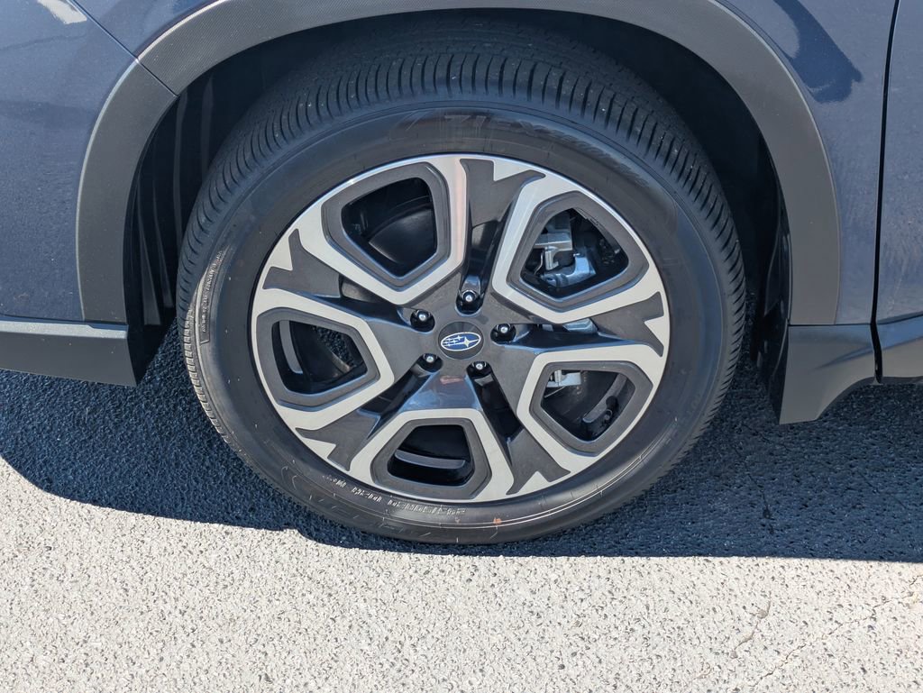 Certified 2025 Subaru Ascent Limited image 12