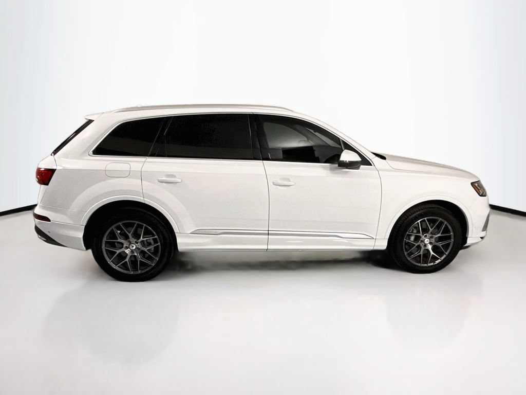 Used 2023 Audi Q7 3.0T Premium AWD/4WD image 4