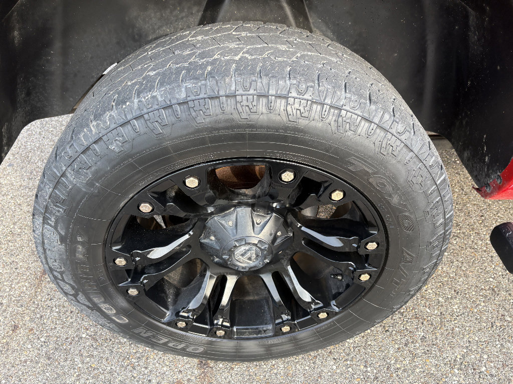 Used 2014 RAM 1500 Express image 13