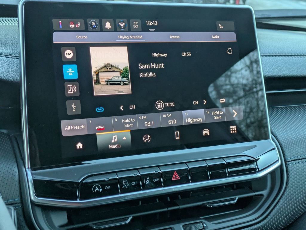 New 2026 Jeep Compass Latitude AWD/4WD image 19