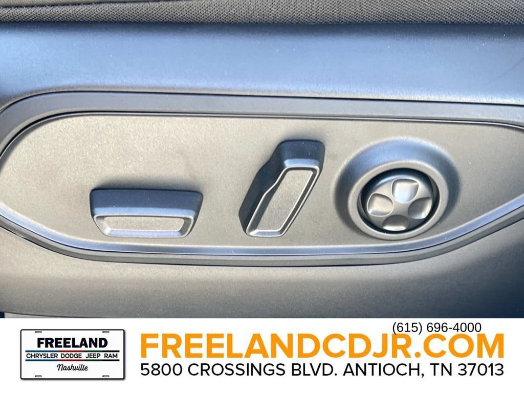New 2025 Jeep Grand Cherokee L Limited w/ Luxury Tech Group II AWD/4WD image 22