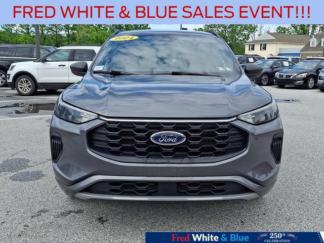Certified 2024 Ford Escape ST-Line AWD/4WD image 3