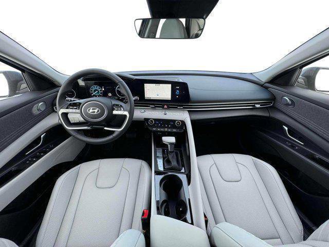 New 2025 Hyundai Elantra Limited image 13