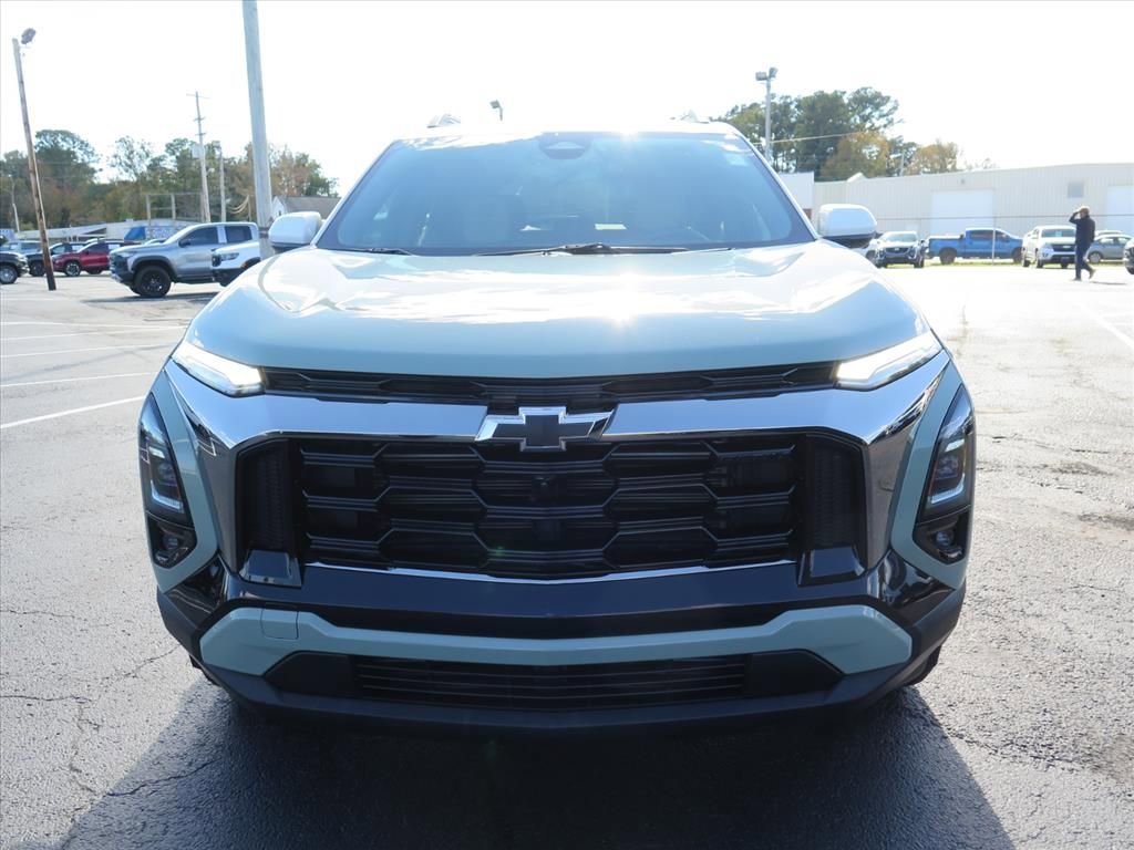 Used 2025 Chevrolet Equinox ACTIV w/ Safety and Technology Package image 9