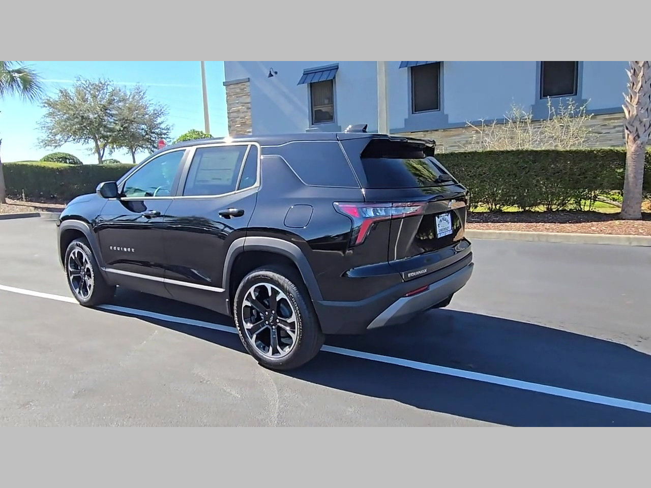 New 2026 Chevrolet Equinox LT w/ Convenience Package II image 17