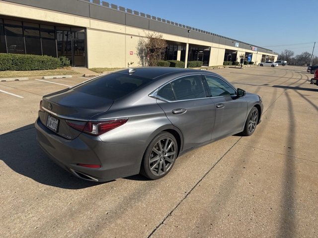 Used 2019 Lexus ES 350 Ultra Luxury image 5