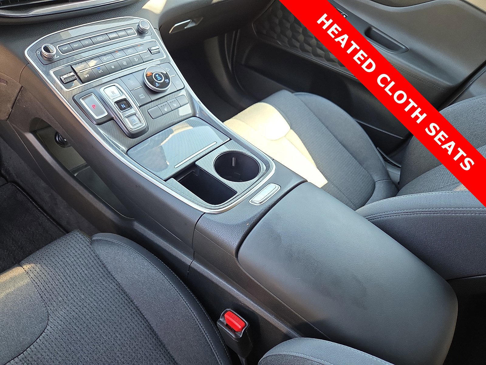 Used 2023 Hyundai Santa Fe SEL w/ Cargo Package image 25