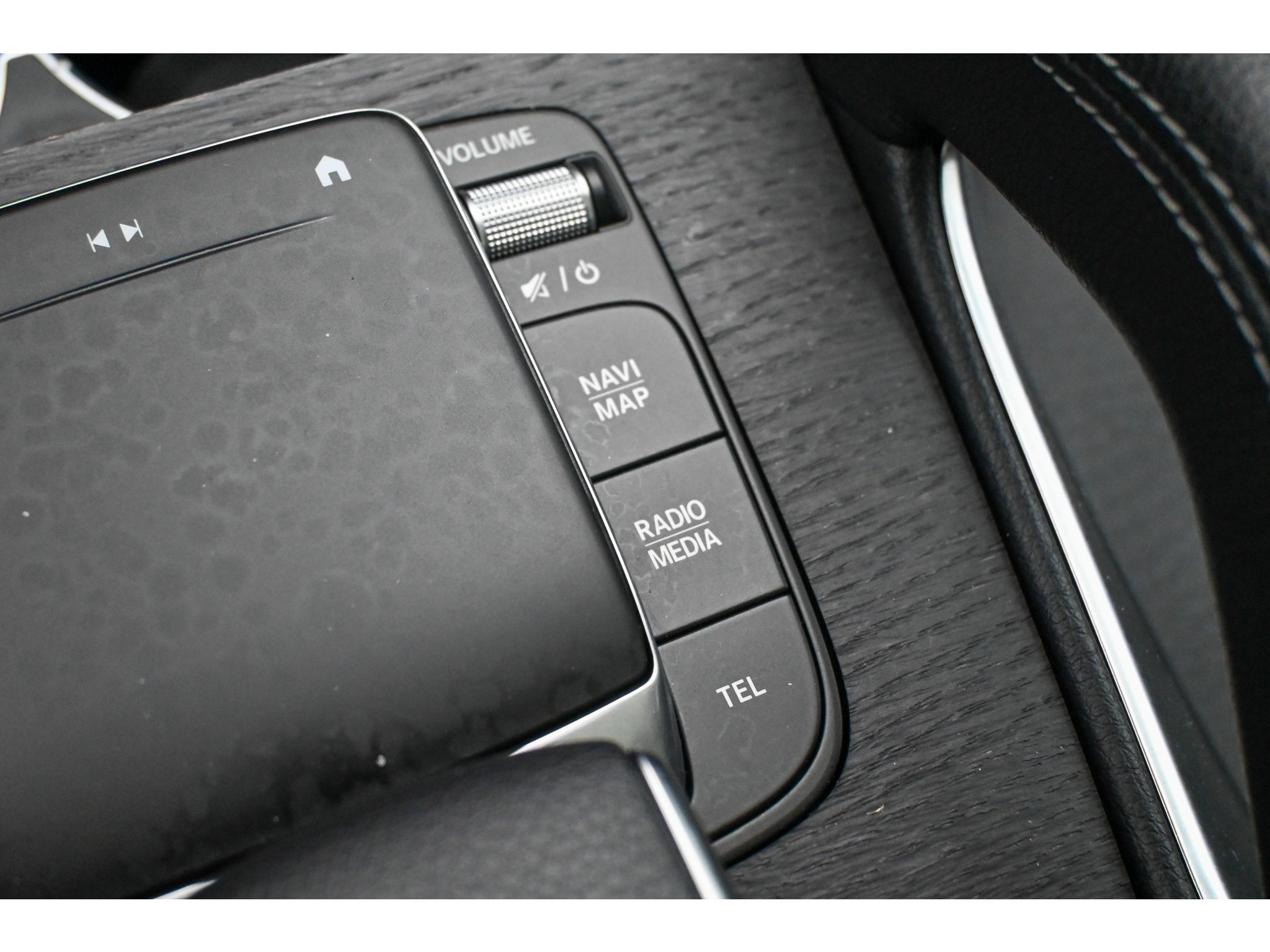 Used 2021 Mercedes-Benz GLS 580 4MATIC image 52