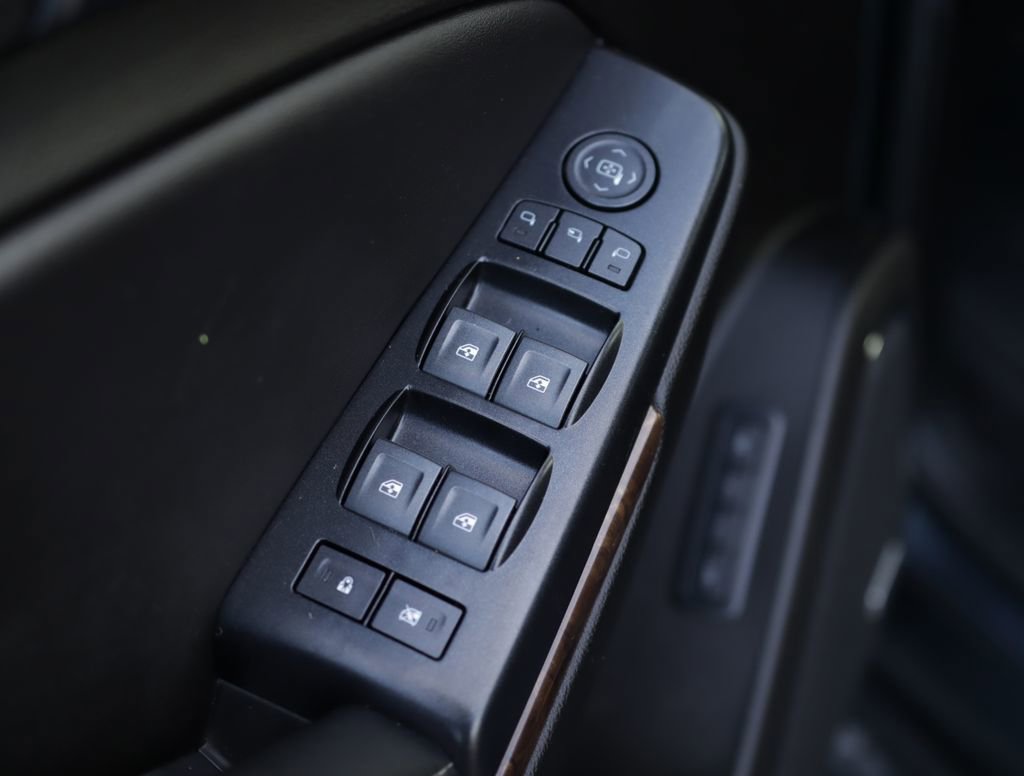 Used 2019 Chevrolet Tahoe LT image 26