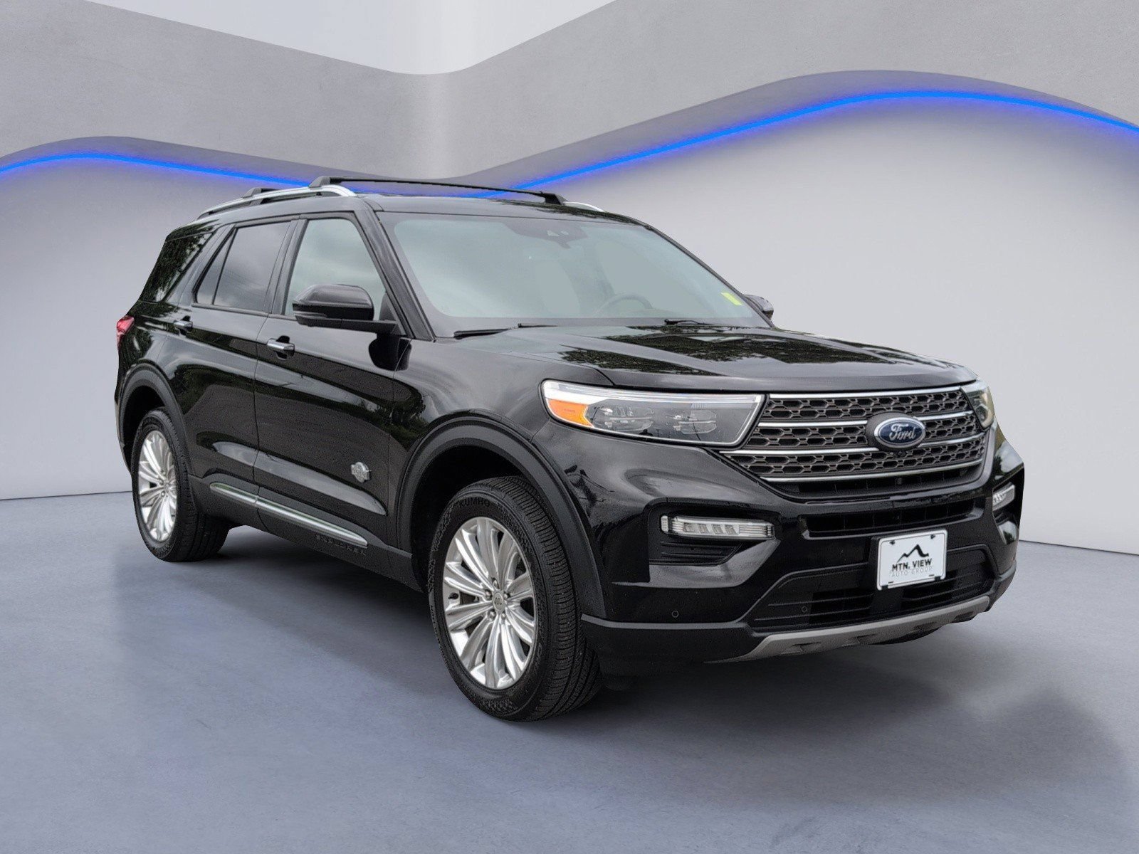 Used 2022 Ford Explorer King Ranch w/ Technology Package AWD/4WD image 9