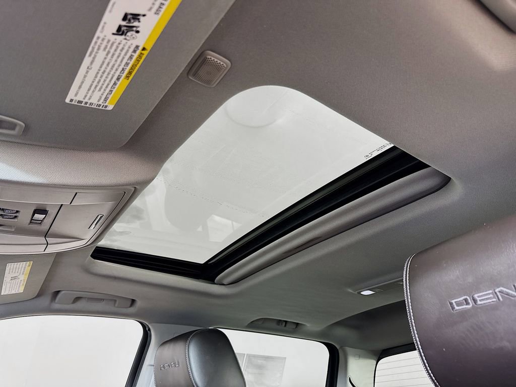 Used 2015 GMC Sierra 1500 Denali w/ Driver Alert Package image 18