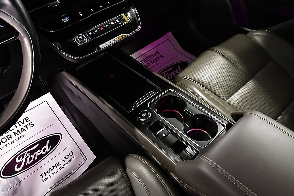 Used 2023 Lincoln Corsair Reserve w/ Equipment Group 202A image 20